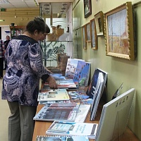 Выставка многоформатных изданий библиотеки для участников семинара